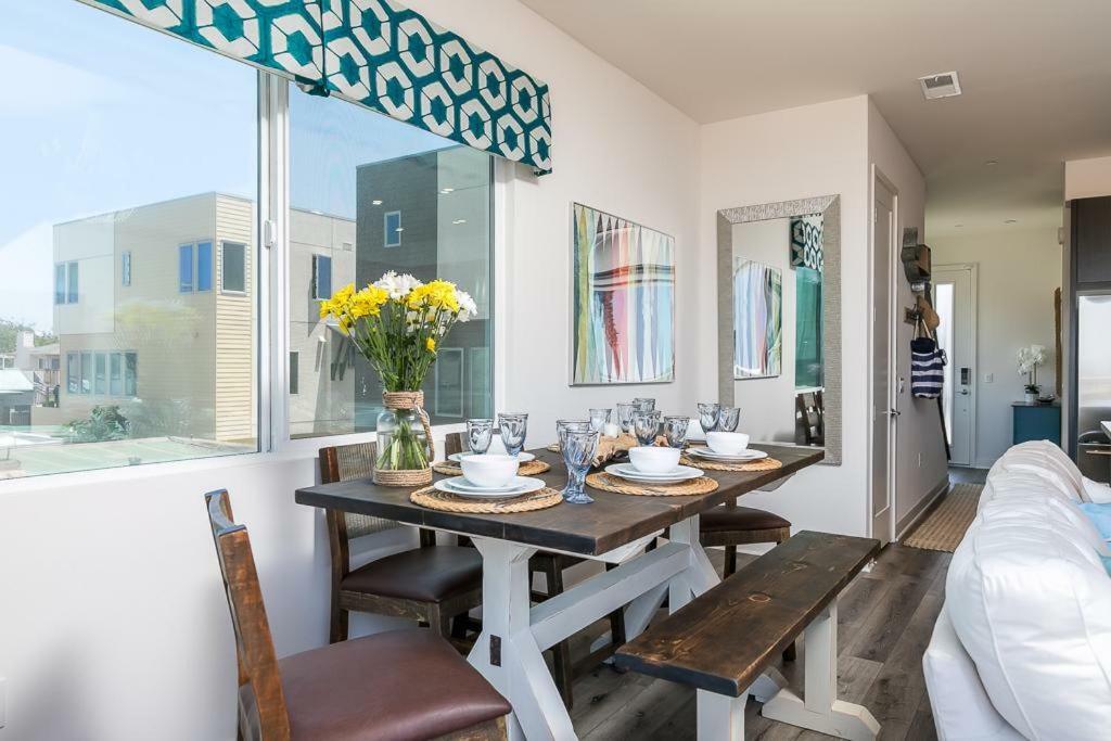 Holiday home Ocean View 3 Bedrooms Condo, Just Steps From The Park, Pier & Water! Imperial Beach