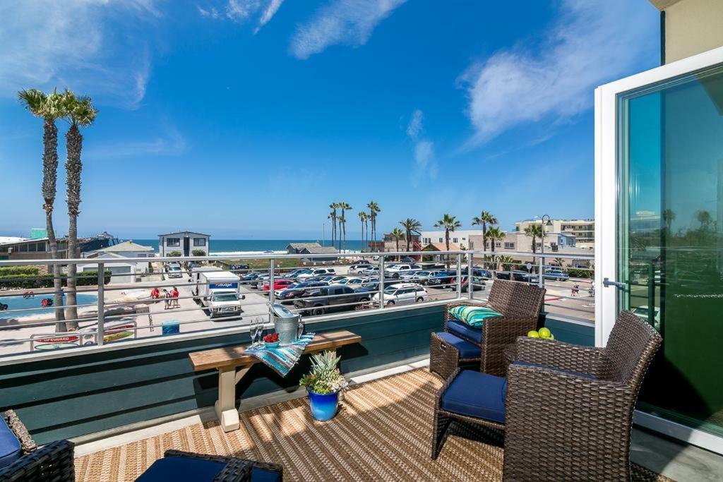 Ocean View 3 Bedrooms Condo, Just Steps From The Park, Pier & Water! Holiday home Imperial Beach
